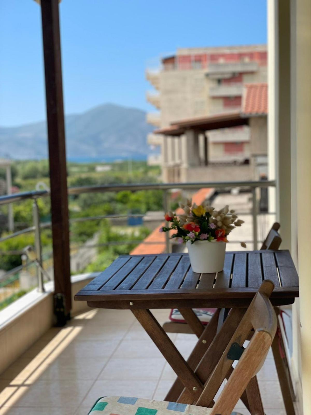 Apartments Athina Orikum Eksteriør bilde