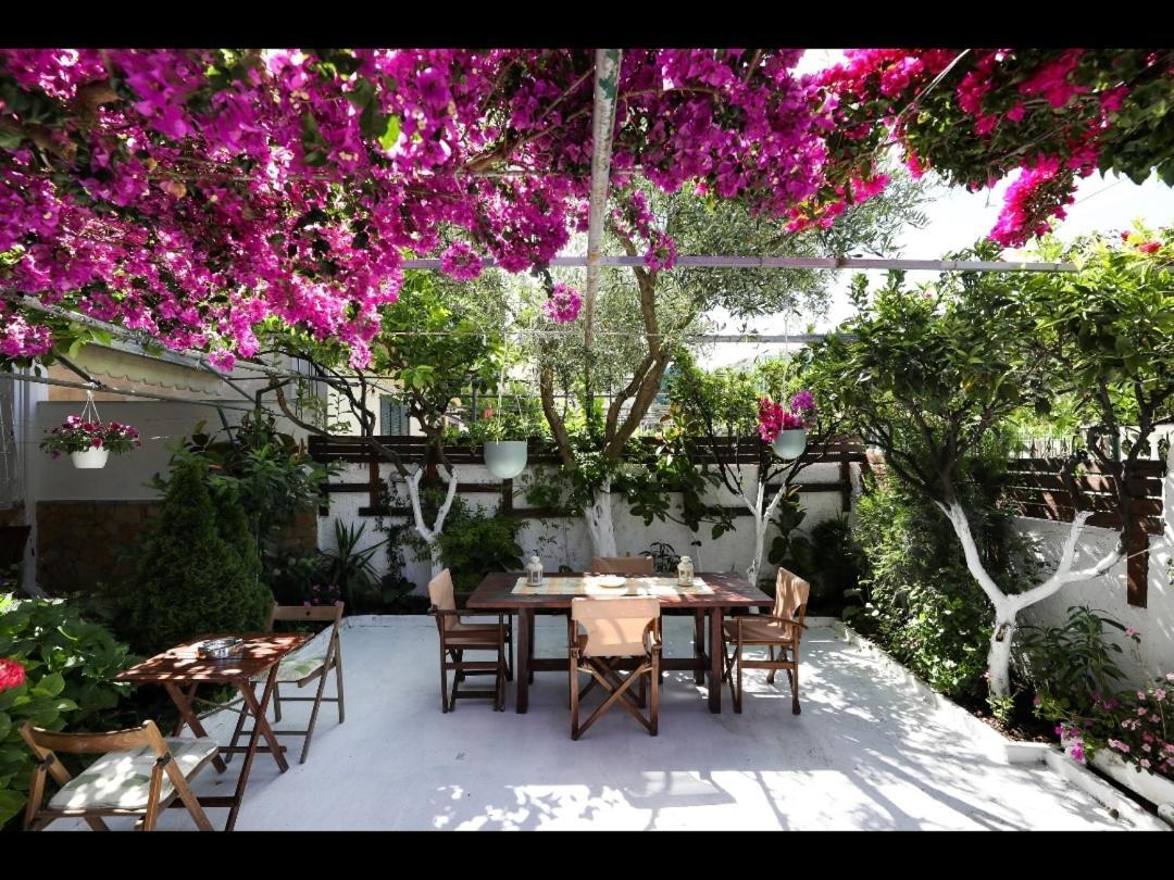 Apartments Athina Orikum Eksteriør bilde